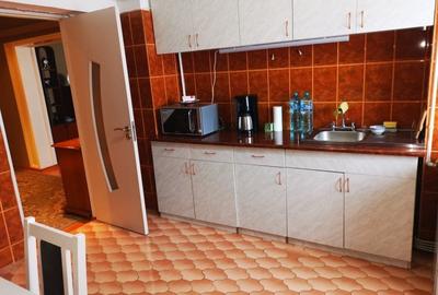 Apartament 3 camere, Central, amenajat, centrala termica - 8