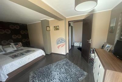 Casă cu 5 camere cu Teren 500 Mp în Șimnicu de Sus - 7