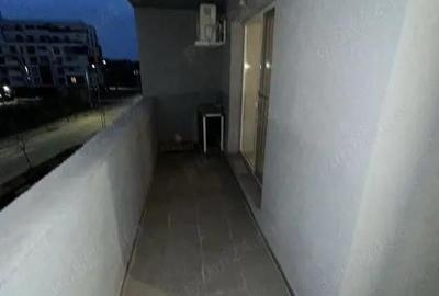 Garsonieră decomandată în Titan - 2