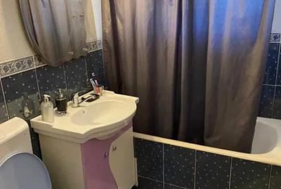 Apartament cu 3 camere decomandat în Obcini