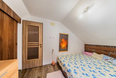 Casă cu 4 camere cu Teren 196 Mp în Bujac