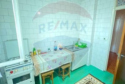 DE VANZARE Apartament 3 camere in zona Piata Gorjului - 6