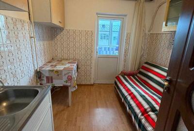 Apartament cu 2 camere decomandat în Radu Negru - 4