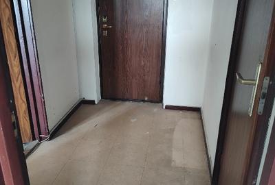 De vânzare ap.2 camere, semidecomandat, de renovat - 3