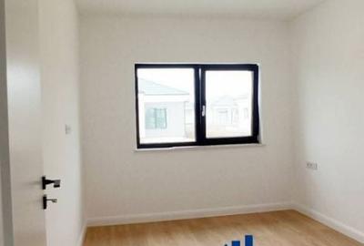 Casă cu 4 camere decomandat cu Teren 300 Mp în Odoreu - 11