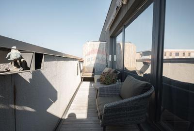 Apartament cu 3 camere decomandat, mobilat în Tractorul - 10