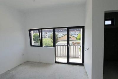 Casă cu 5 camere cu Teren 300 Mp în Central - 10