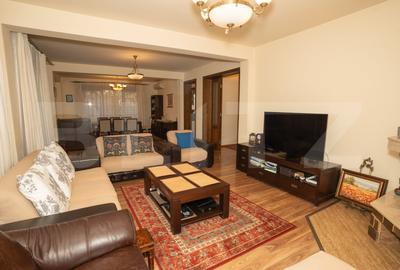 Vila exclusivista, de vanzare, cu 8 camere, 400 mp, zona Peris - 2