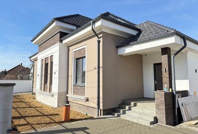 Casa de inchiriat  pentru birouri / de locuit - 1