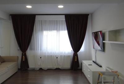 Casă cu 3 camere cu Canalizare în Central - 2