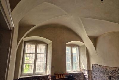 Apartament spectaculos de 78 mp de vânzare în Palatul Teleki – Clădire monume - 2