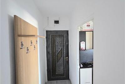 Apartament cu 3 camere semidecomandat, mobilat în Inel II - 11