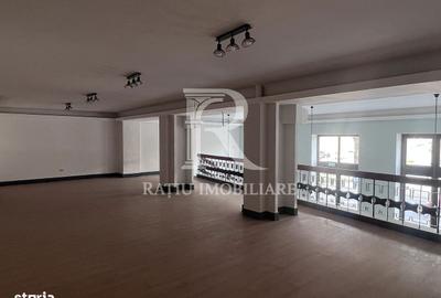 Spațiu comercial, de 404 mp, în Orașul Nou - 4