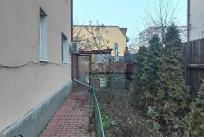 Casă cu 4 camere cu Teren 282 Mp în Apărătorii Patriei - 3