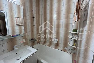 Apartament cu 3 camere decomandat în Cetate - 1