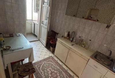 Apartament cu 3 camere decomandat în Central - 4