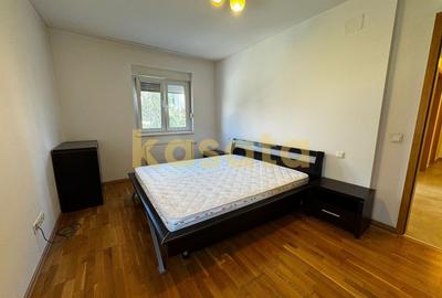 Apartament cu 3 camere decomandat în Central - 3