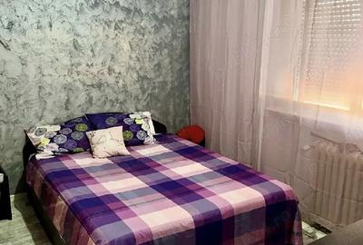 Apartament cu 3 camere semidecomandat în Calea București - 2