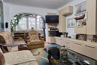 Apartament cu 4 camere decomandat în Nord - 2