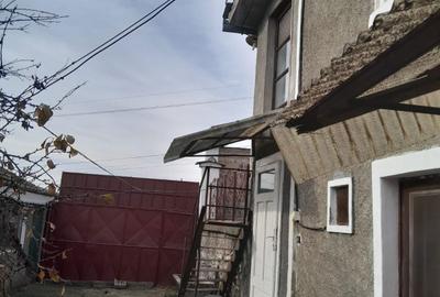 Casă cu 4 camere în Central - 3