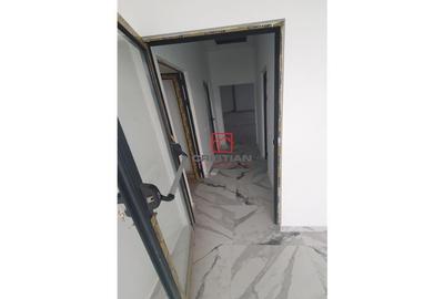 Spațiu comercial, de 1,300 mp, în Industriilor - 14