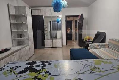 Apartament cu 2 camere decomandat în Central - 1