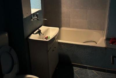 Apartament cu 2 camere decomandat în Chinari - 2