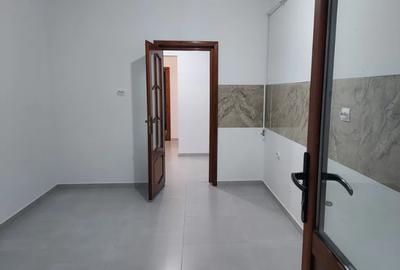 Apartament cu 3 camere decomandat în Păcurari - 3