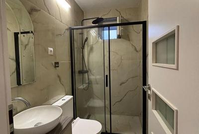 Apartament cu 2 camere nedecomandat în Cristian