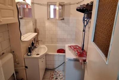 Apartament cu 3 camere decomandat în Astra - 5