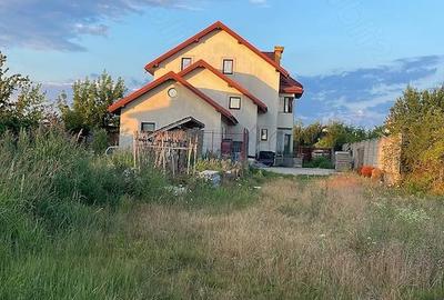 Casă cu Canalizare în Domnești - 6