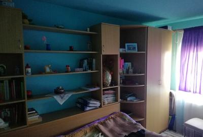 Inchiriez apartament 2 camere Husi centru - 2