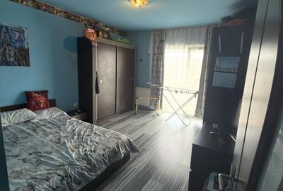 Apartament cu 3 camere semidecomandat, mobilat în Florești - 4