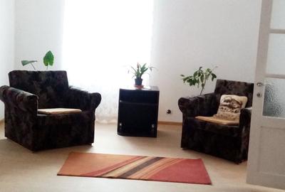 Apartament cu 3 camere decomandat în Central - 6