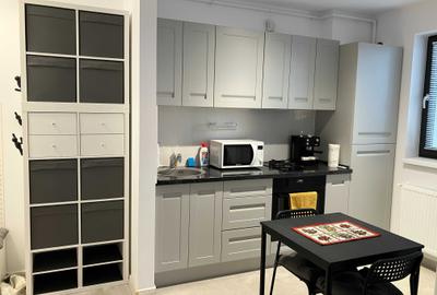 Apartament cu 2 camere decomandat în Titan - 3