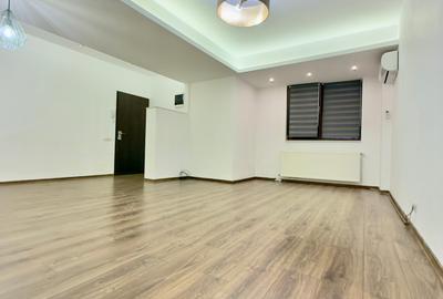 Birou, de 70 mp, în Unirii - 3