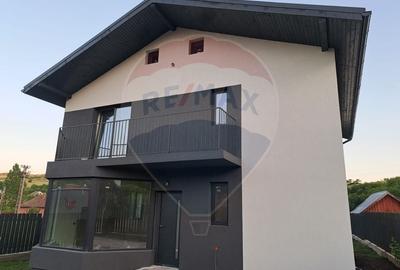 COMISION 0% - Casa / Vila cu 5 camere de vanzare in Sanpaul, Cluj - 1