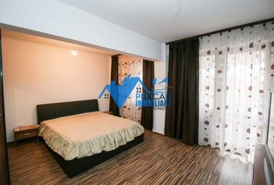Apartament cu 3 camere decomandat, mobilat în Spitalului
