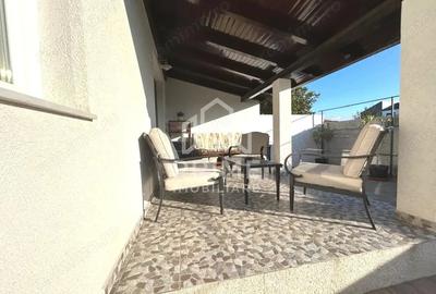 Casă cu 4 camere cu Teren 250 Mp în Cetate