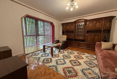 Apartament cu 2 camere decomandat în Miorița - 2