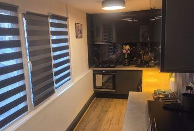 Apartament cu 2 camere decomandat în 1 Mai - 2