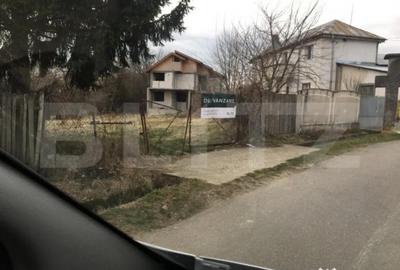 Casă cu 7 camere cu Teren 1700 Mp în Central