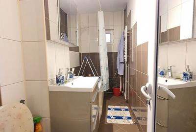 Apartament cu 2 camere decomandat în Micro 14 - 10