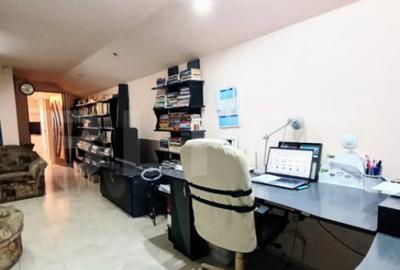 Casă cu 7 camere cu Teren 579 Mp în Central - 2