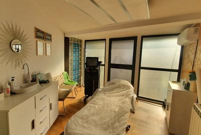 Casă individuală cu 7 camere cu Canalizare în P-ța Victoriei - 7