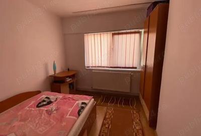 Apartament cu 3 camere decomandat în Central - 1