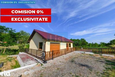 Casă cu 2 camere cu Teren 3100 Mp în Cornești - 2