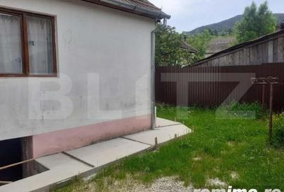 Casa 63 mp 3 camere bucatarie si baie teren 175 mp in Abrud - 8