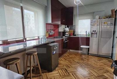 Apartament cu 4 camere semidecomandat, mobilat în Central - 14