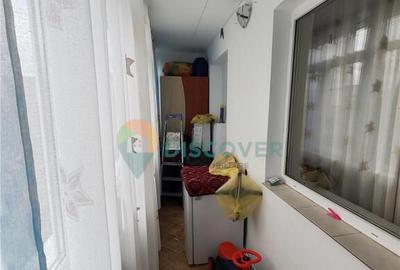 Zona Alecu Russo , 3 camere semidecomandate , renovat , 67.0 - 8